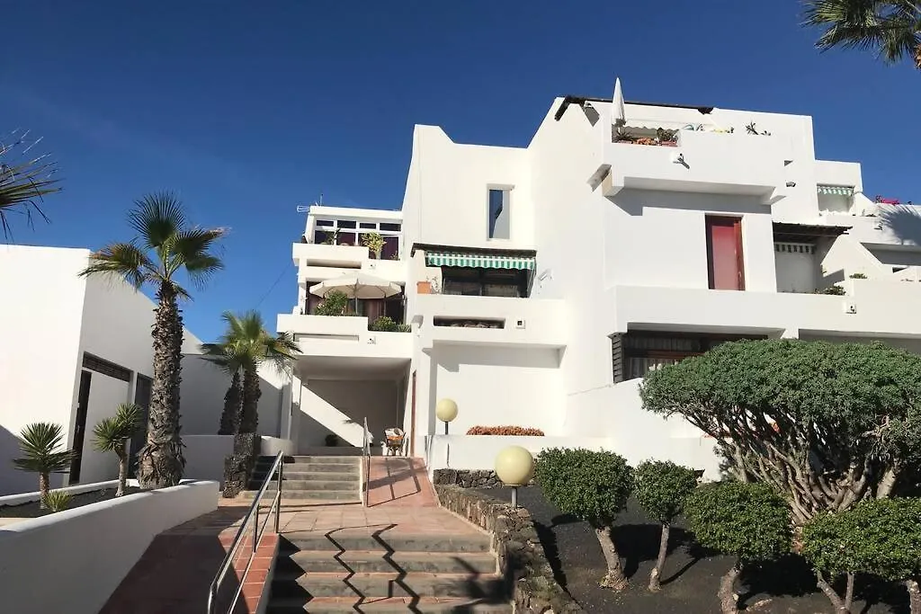 Home Secret Relax, Pool , Wifi, Costa Teguise Spain